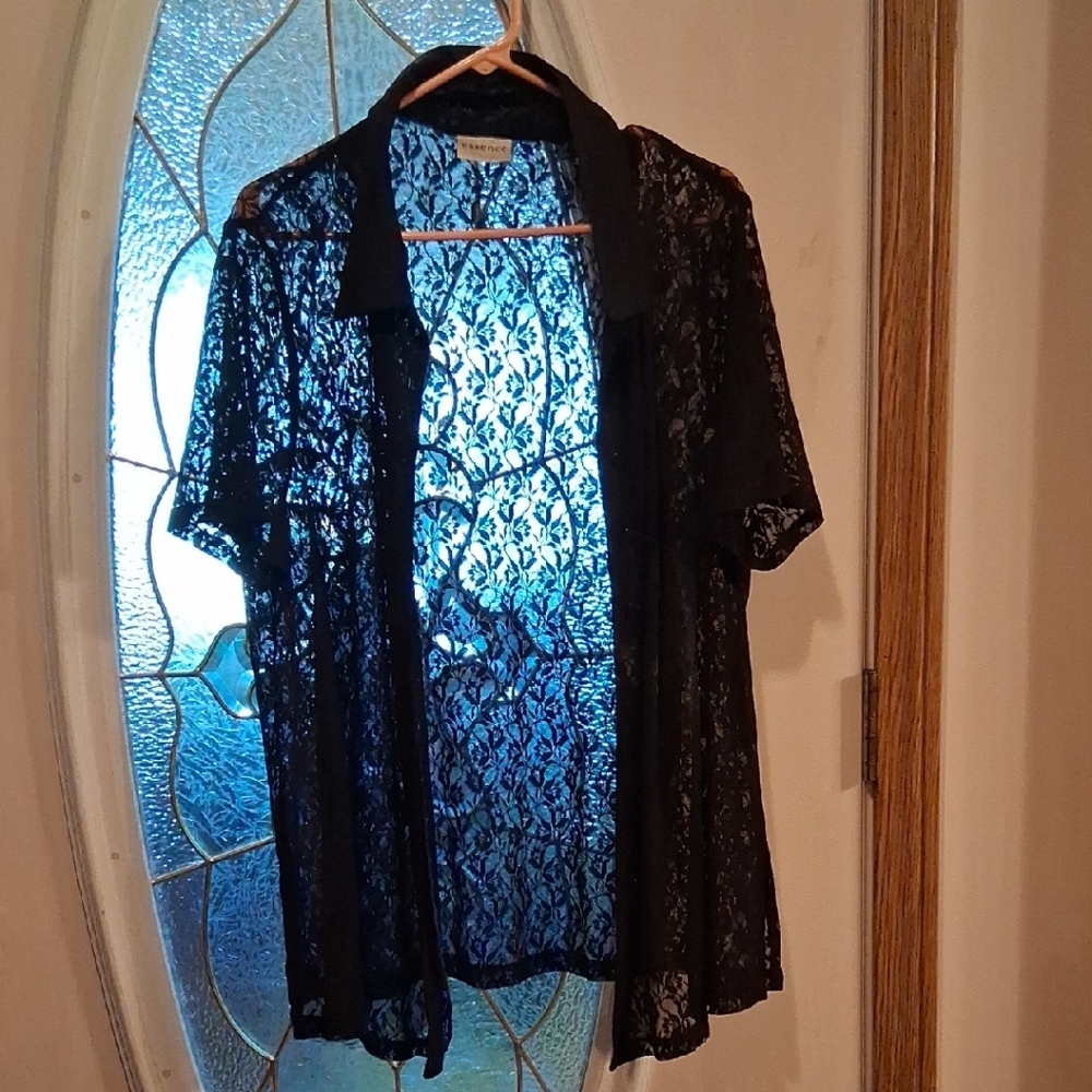Black Lace Short Sleeve Blouse